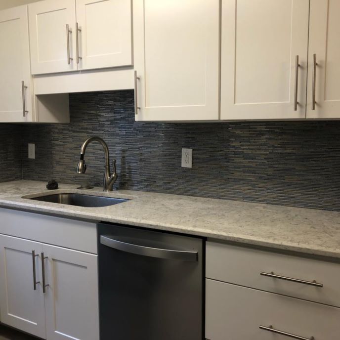 Kitchen Cabinets With New Modern Backsplash Prosource Wholesale