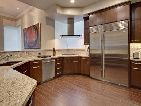 Kitchen with Emser Tile Heritage Golden Oak