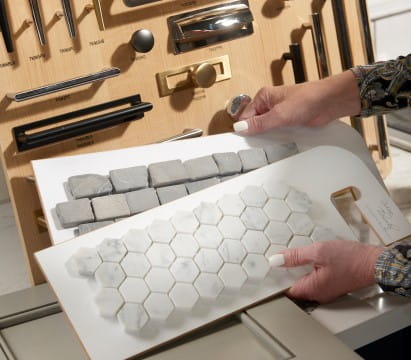 Tile and cabinet hardware products on display